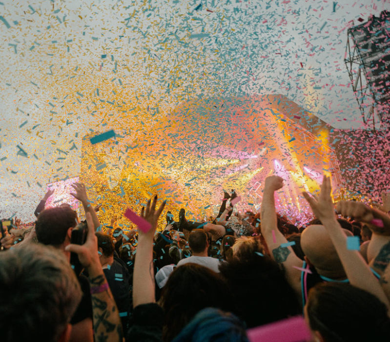 Slam Dunk South - confetti