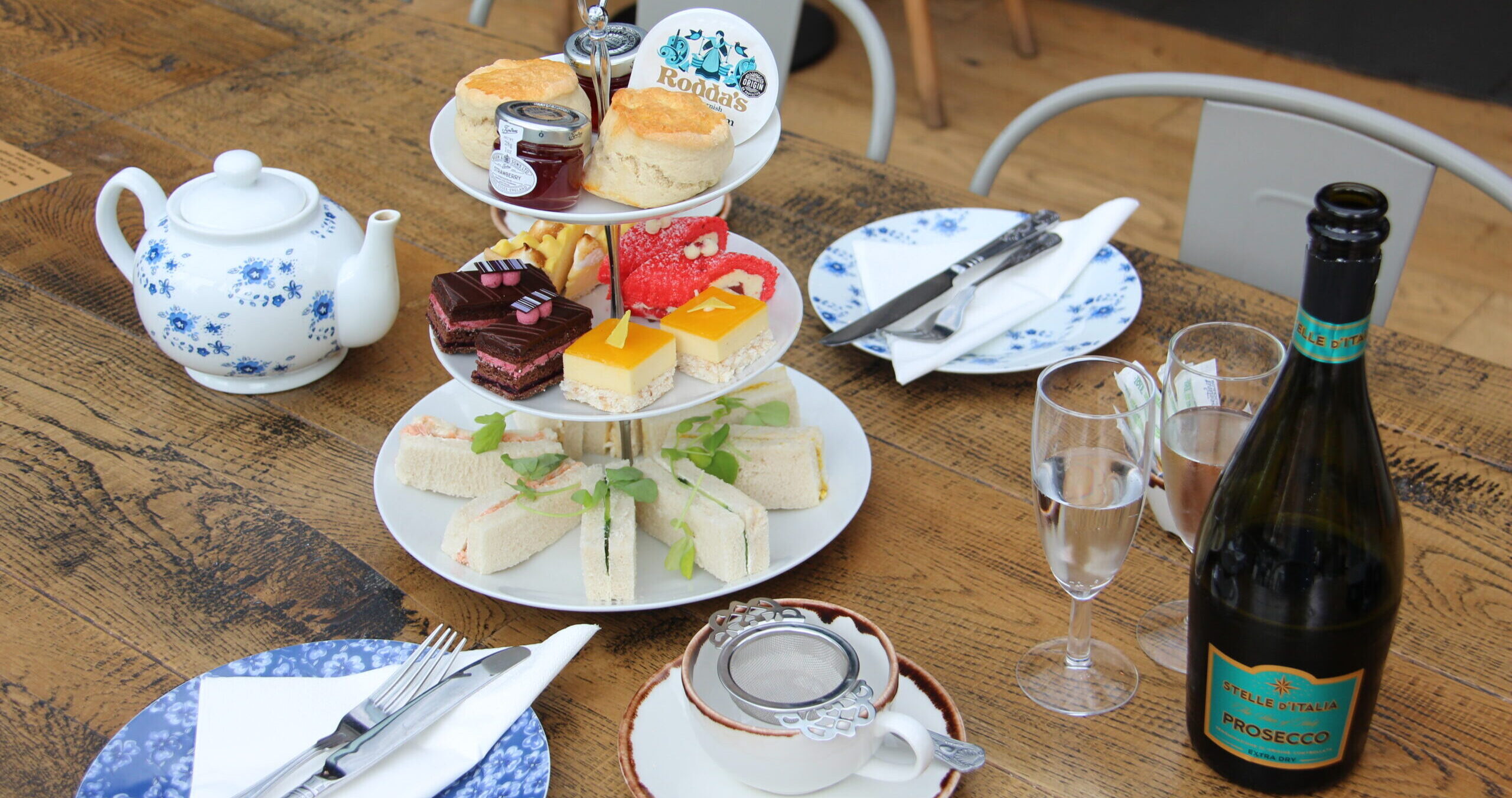 Afternoon Tea At The Coach House Kitchen - Hatfield Park