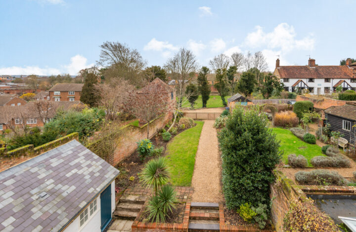 Garden-house-old-hatfield-hatfield-park-exterior