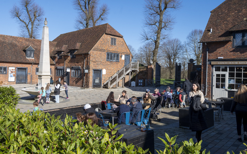 Why you should move your business to old hatfield the stable yard