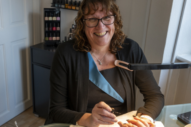 gyms in hatfield hertfordshire - Essence Nails and Beauty