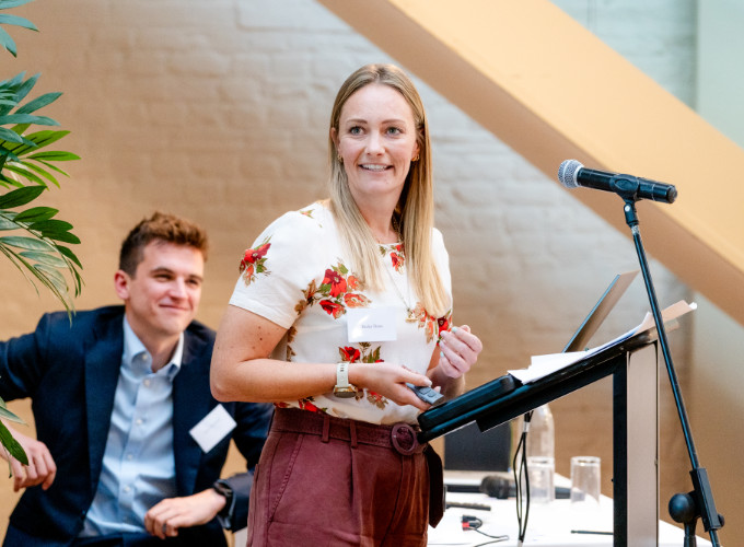 Meeting rooms Herfordshire - flexible packages - Hatfield Park Meeting rooms Herfordshire - a delegate at the microphone - Hatfield Park
