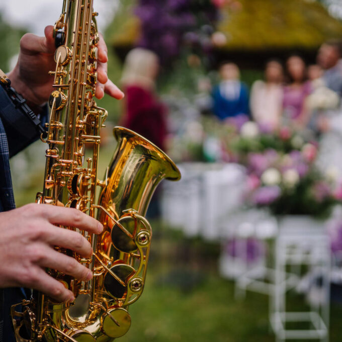 How To Choose Entertainment For Your Wedding - Hatfield Park