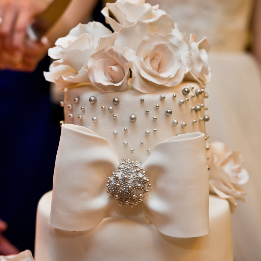 Fake Wedding Cakes – What Are They & Do You Need One? - Hatfield Park