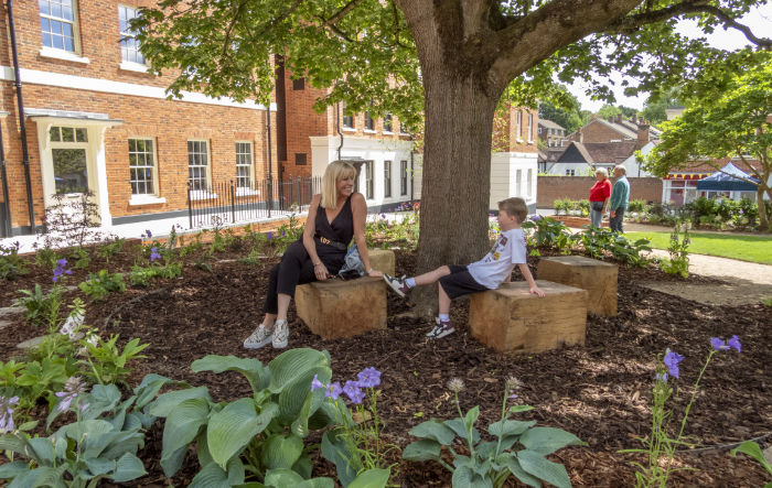 Salisbury Square - community