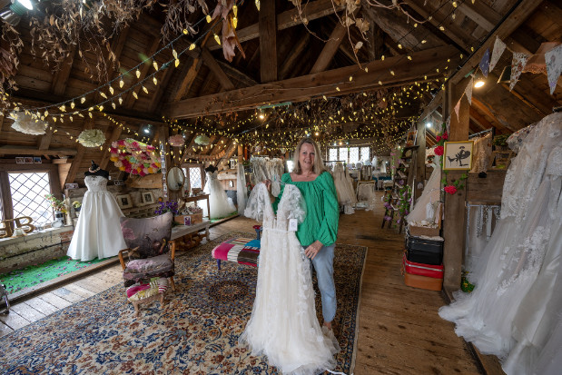 Stable Yard shops - Heritage Brides