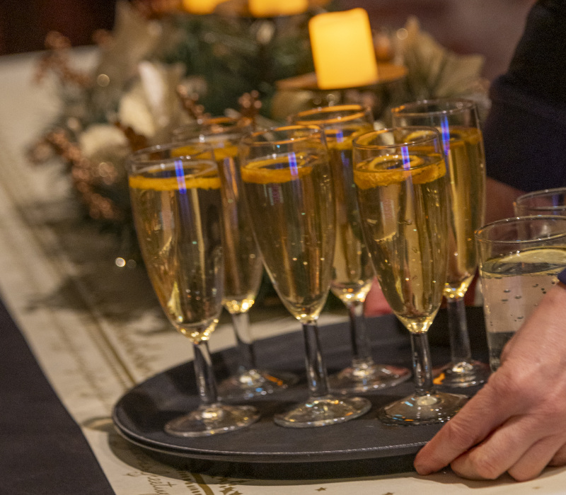 Christmas Party Nights - Champagne
